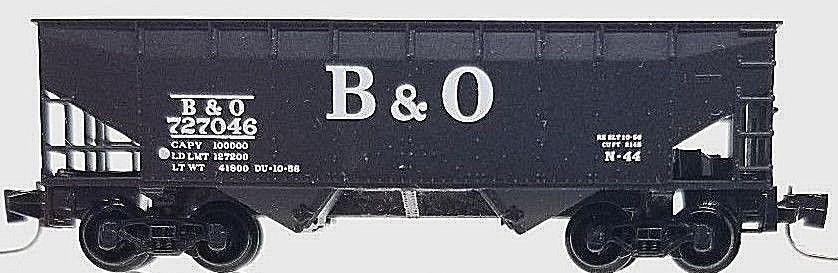Micro-Trains 53300022 Z Baltimore & Ohio 33' Twin Bay Offset Side Hopper #727046