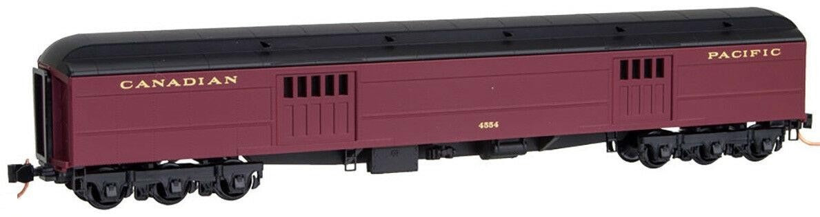 Micro-Trains 14700080 N Canadian Pacific 70' Express Baggage Car #4554