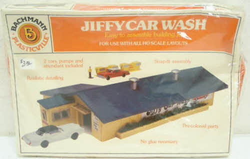 Bachmann 2928 HO Jiffy Car Wash Plasticville Kit