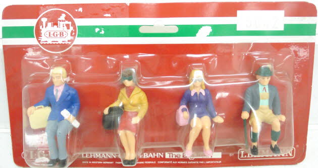 LGB 5042 Seated Passenger Car Figures G Scale (Set of 4)