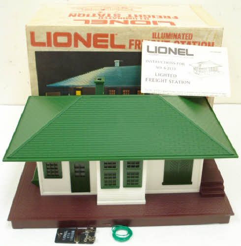Lionel 6-2133 O Scale Illuminated Freight Station Assembled