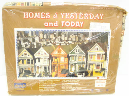 IHC 300-5 O Victorian Style Gingerbread House Building Kit