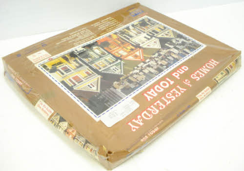 IHC 300-5 O Victorian Style Gingerbread House Building Kit