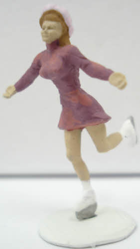 Arttista 1392 O Scale Woman Ice Skating Pewter Hand Painted Figure