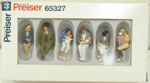 Preiser 65237 O Seated People Figures 3 Along and 3 With Babies (Set of 6)