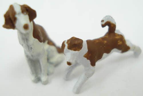 Arttista 1343 Two Dogs As Passengers Pewter Figures (Set of 2)