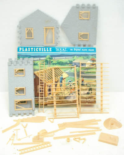 Plasticville 1624-100 Vintage O House Under Construction Kit