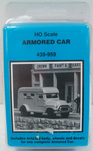 Magnuson Models 439-959 HO Scale Armored Car Kit