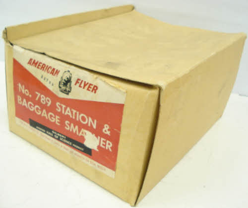 American Flyer 789 S Vintage Station & Baggage Smasher