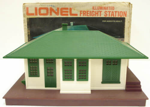 Lionel 6-2133 O Scale Illuminated Freight Station Assembled