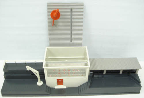 Lionel 464 Vintage O Operating Sawmill/Lumber Mill
