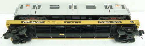 MTH 20-98555 O Gauge TTX Flatcar with R62 Subway Car