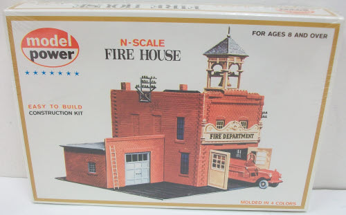 Model Power 1511 N Scale Fire House w/Fire Engine
