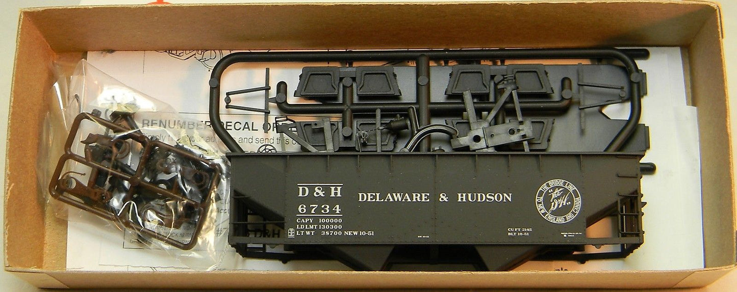 Accurail 7726 HO Delaware & Hudson 50 Ton Offset Hopper Kit