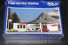 Pola N238 Esso-Tankstelle w/ Car Wash, Shop and Covered Forecourt