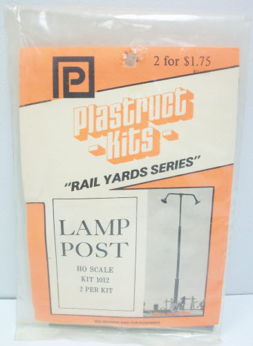 Plastruct 1012 HO 1-1/2" x 5/16" x 7-1/4" Twin Lamp Post Kit (Pack of 2)