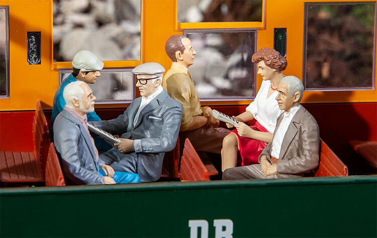 Pola 331503 G Sitting Travelers Figures (Set of 6)