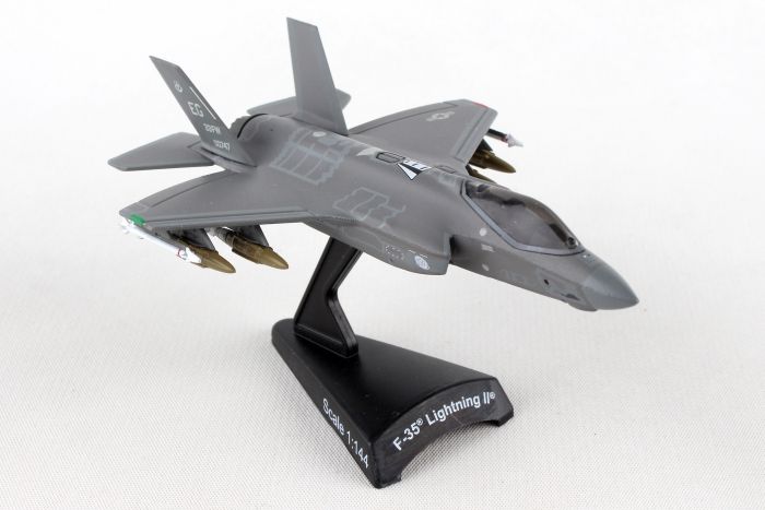 Daron Worldwide Trading 5602 1:144 F-35® Lightning II® USAF 58TH FS Aircraft