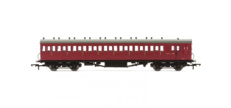 Hornby R4746A OO BR 58' Maunsell Rebuilt 8 Compartment Brake Third Coach #2640