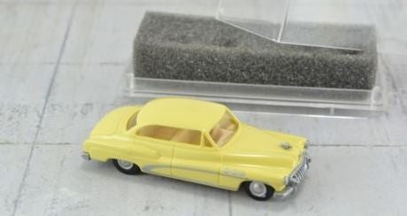 Praline 84701 HO Scale Revell Yellow Buick Limousine Normal