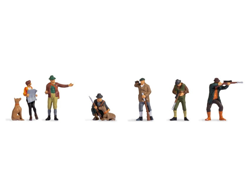 Noch 15059 HO Hunters and Foresters Figures (Set of 8)