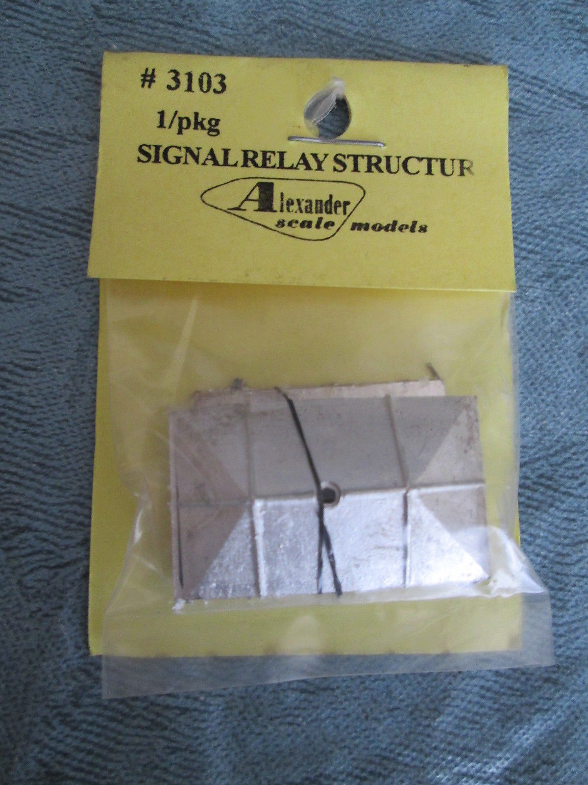 Alexander Scale 3103 HO Signal Relay Box Structure