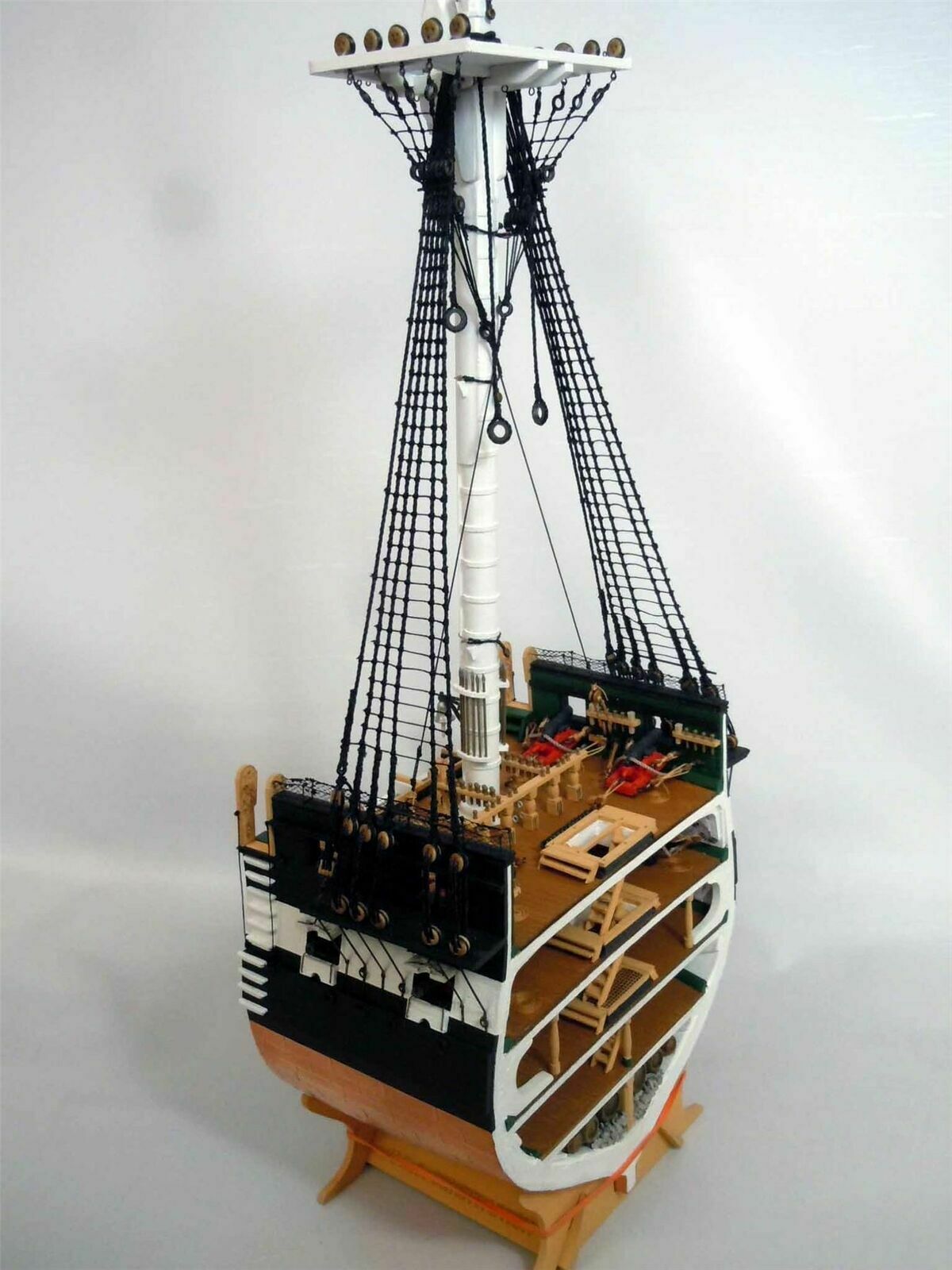 Model Shipways 2045 1:76 USS Constitution Cross-Section 1797 Wood Model Kit