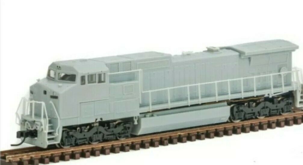 Atlas 10002298 HO Undecorated Dash 8-40CW Diesel Locomotive with Sound/DCC