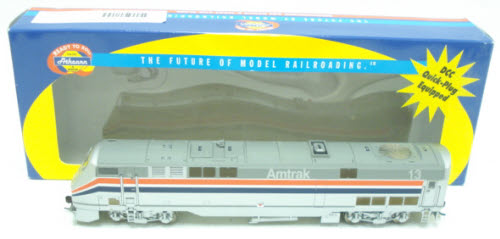 Athearn 91573 HO Scale Amtrak P-42 Diesel Locomotive #13 (DCC Ready)
