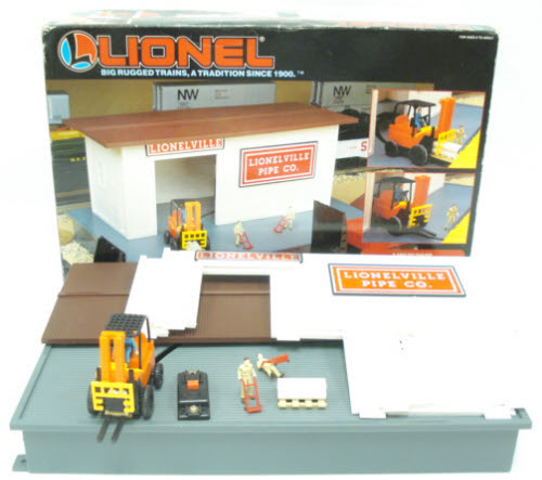Lionel 6-12798 O/O27 Gauge Operating Forklift Loader Station