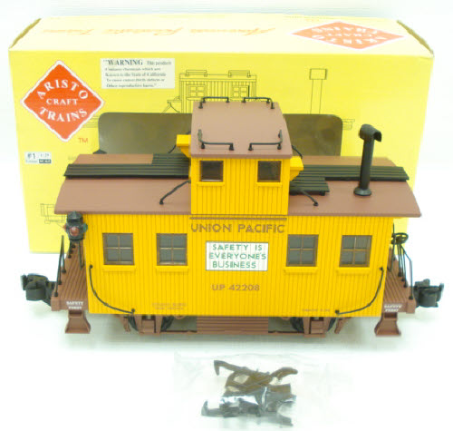 Aristo-Craft 22603C Union Pacific Bobber Caboose