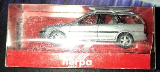 Herpa 032155 HO Opel Vectra Caravan in Metallic Green