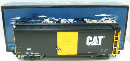 MTH 20-80007F G Scale Caterpillar DAP 40 Foot Boxcar