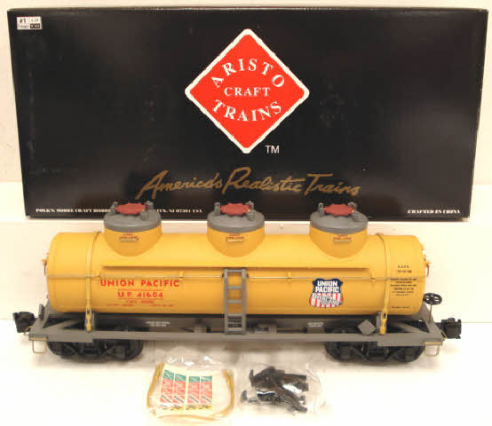 Aristo-Craft 41604 Union Pacific Triple Dome Tank Car