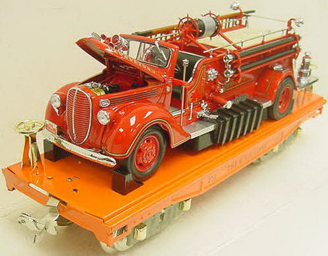 MTH 10-2106 Std. Gauge Flatcar with Fire Truck