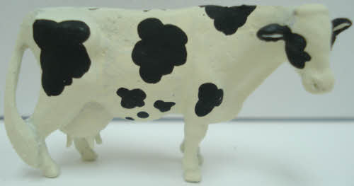 Arttista 1267 O Scale Dairy Cow Pewter Figure