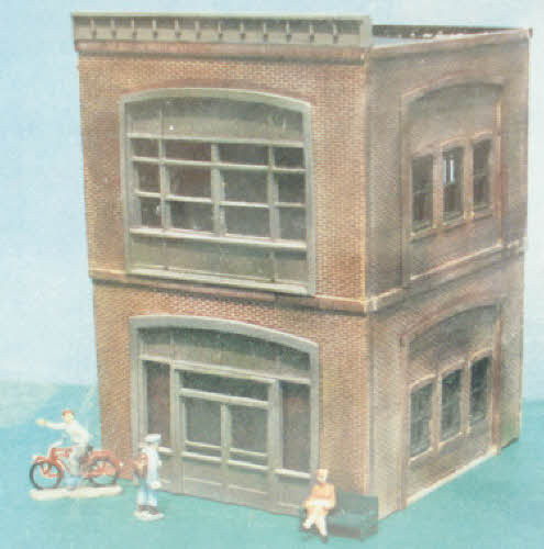 Ameri-Town 866 PS65 2-Story School Building Kit