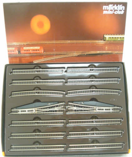 Marklin 8190 Z Extension Set with Manual Turnouts