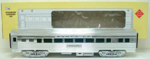 Aristo-Craft 32305 O ATSF Streamline Passenger with Metals Wheels & Lights