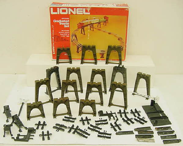 Lionel 6-2110 O27 Gauge Graduated Trestle Set