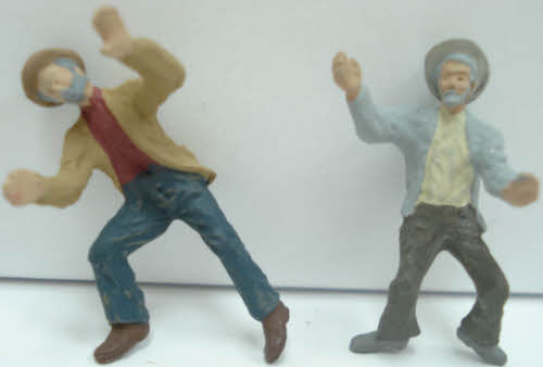 Arttista 1447 Hobo Helping Hobo into Boxcar Pewter Figures (Set of 2)