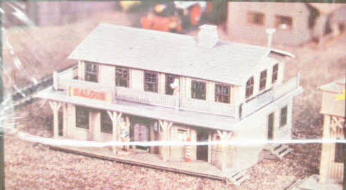 Bachmann 2912 HO Saloon & Barbers Shop Building Kit
