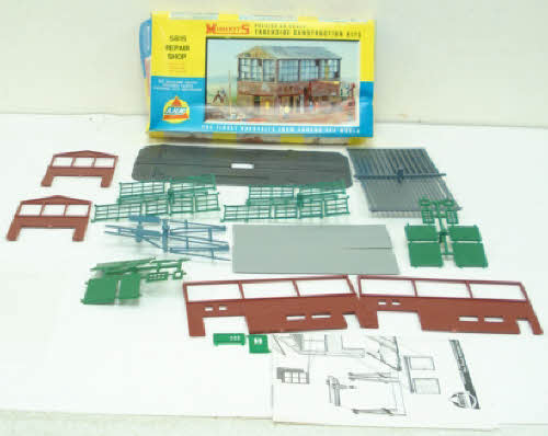 AHM 5815 HO Scale Minikits Repair Shop Building Kit