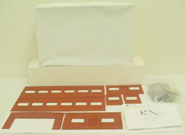 Korber 921 O Scale "Hometown" J.L.C. Manufacturing Co. Building Kit