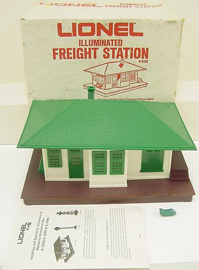 Lionel 6-2133 O Scale Illuminated Freight Station Assembled