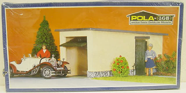 Pola 932 G Scale Garage Kit