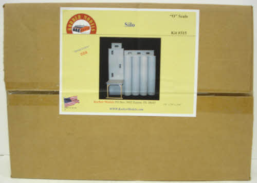 Korber 315 O Scale Grain Elevator with 8 Silos Building Kit