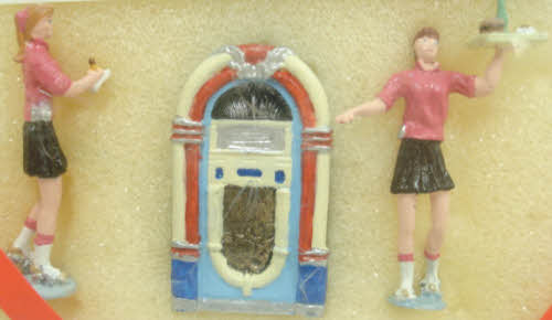 Kramer 25 O/O27 Scale Jukebox Saturday Night Figures