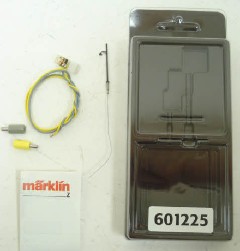 Marklin 601225 Z Light with Wooden Mast