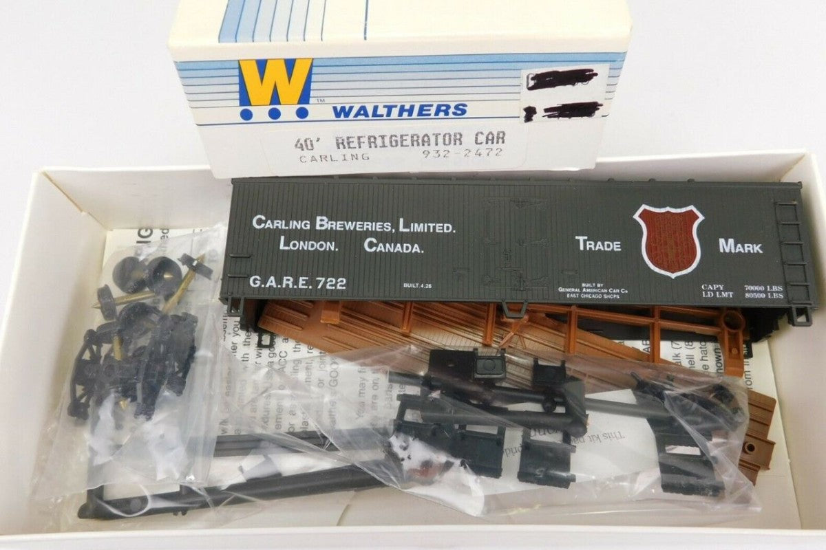 Walthers 932-2472 HO 40 Foot DS Wood Reefer Carling